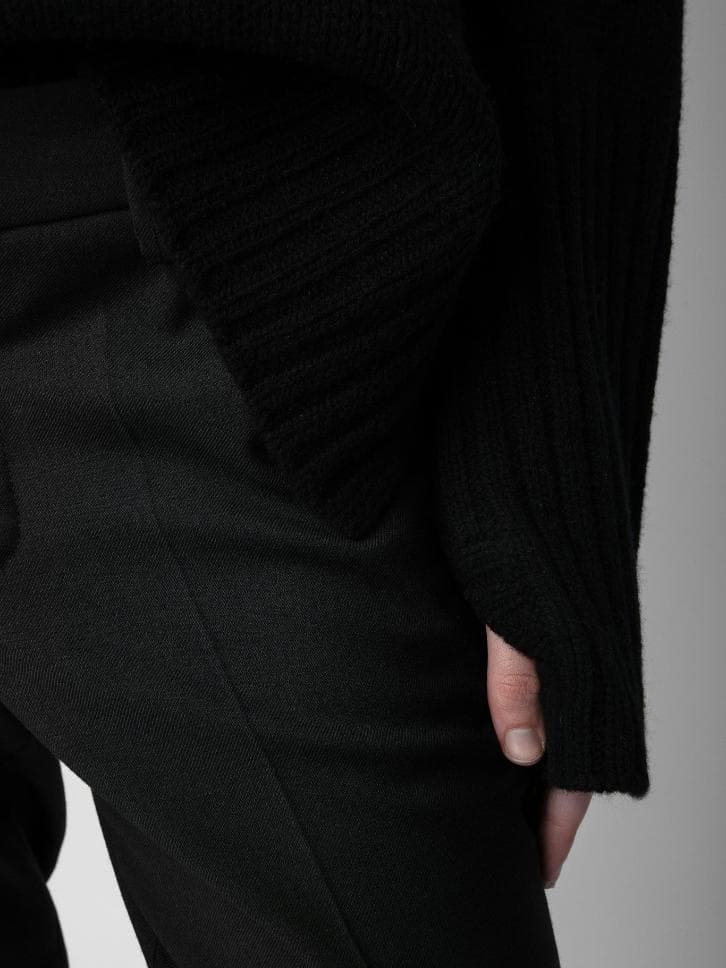 Alma Rock Sweater