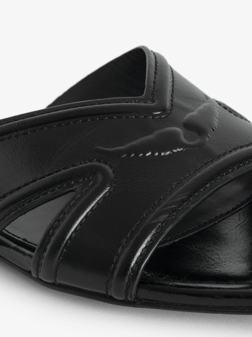Azora Mules