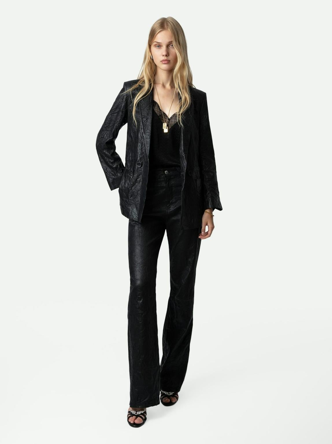 RWBL00022_NOIR.jpg